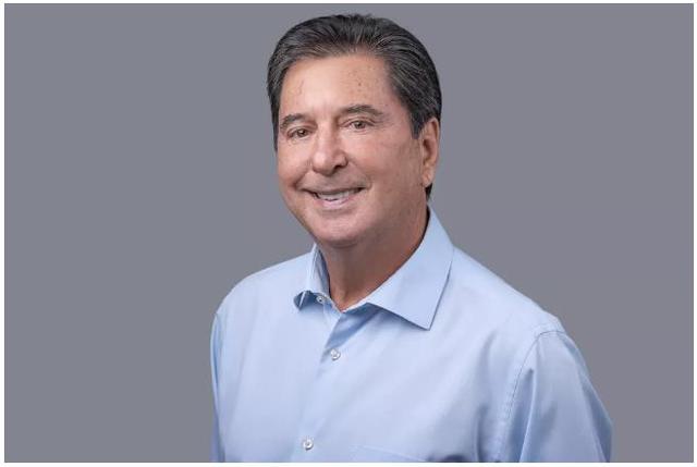 美国新冠超218万
,美国新冠超825万 美国新冠超218万
,美国新冠超825万