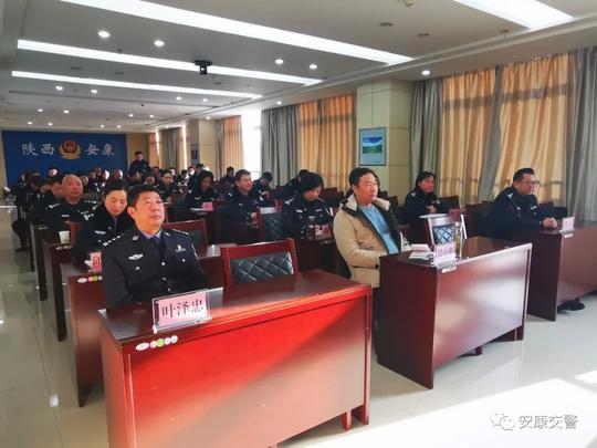 开展考核民主测评激发干事创业热情