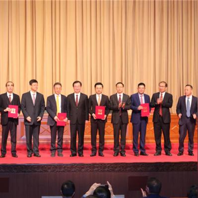 福建泉州发货的安踏的相关长尾关键词有哪些