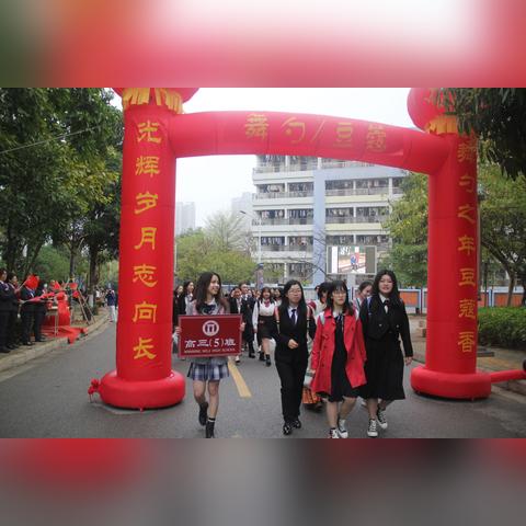 广西南宁成人教育怎么那么多人报名呢？好像含金量不是很高？