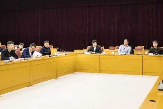 心无旁骛干事创业谋发展！李强今天与在线新经济企业家座谈时提出这些寄语