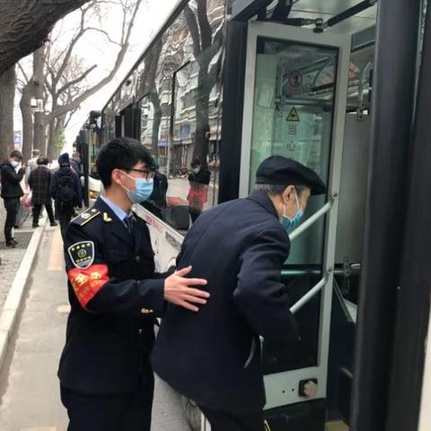 西安洒金桥都有那几路公交？
