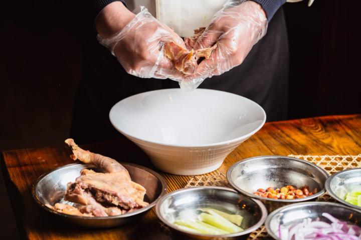 美食店都有什么菜谱（餐饮店菜品怎么定位好）