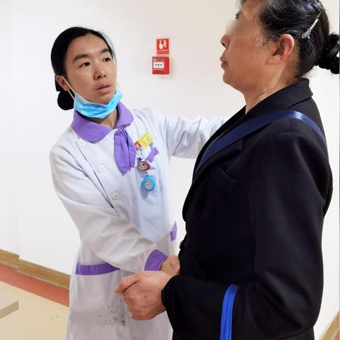 重庆大学附属江津医院食堂的长尾关键词有什么