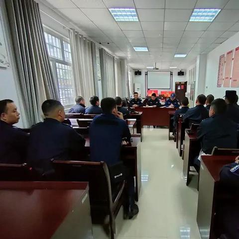 沈阳市三十中教官工资怎么样