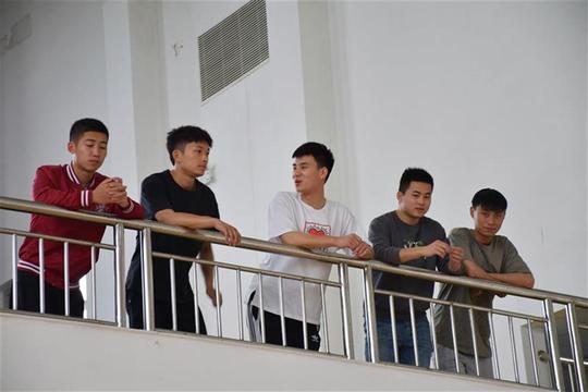 “黑带”大学生创扎根体育项目创业，没毕业就与同学签订就业协议