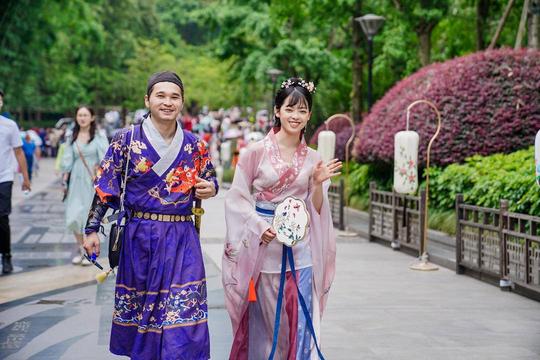 汉服为媒爱在“520”成都市总工会为职工搭台相亲