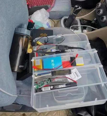 科目一考试有人作弊！警方一查，抓获17人
