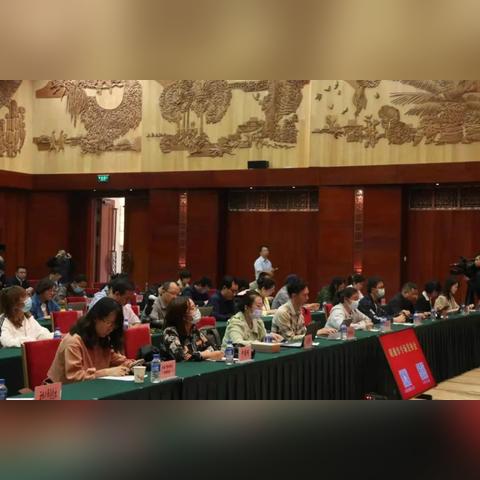 云南昭通足球运动员的长尾关键词有哪些