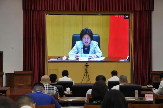 湛江人社“硬核”举措打好组合拳，全力减负稳岗保就业