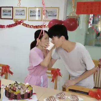 担任核酸检测的医护人员属于一线工作人员吗？有没有相关补助？