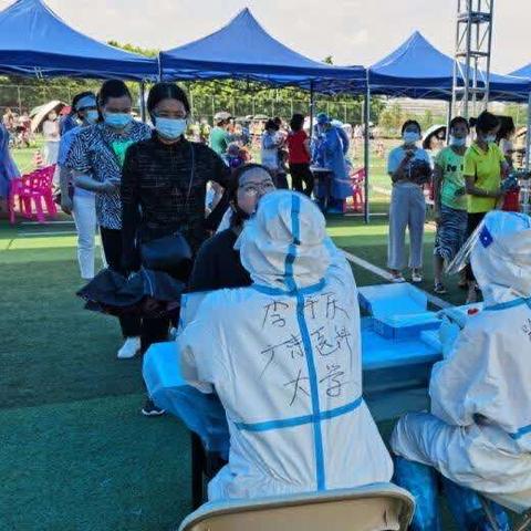 东莞市新化美食街在哪里