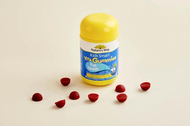 如何利用饮食保护孩子的视力 如何利用饮食保护孩子的视力