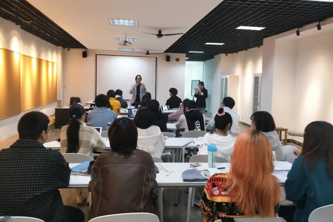服装设计专业大学排名(全国综合985大学设计专业排名)