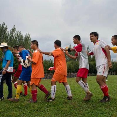 足球比赛专用水壶按压的长尾关键词有哪些