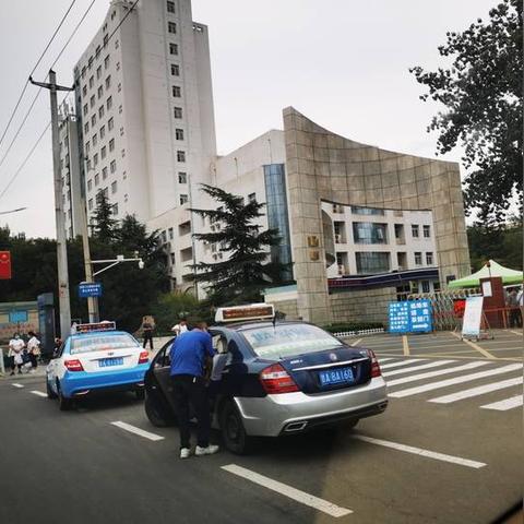兰州大学的研究生好考吗？