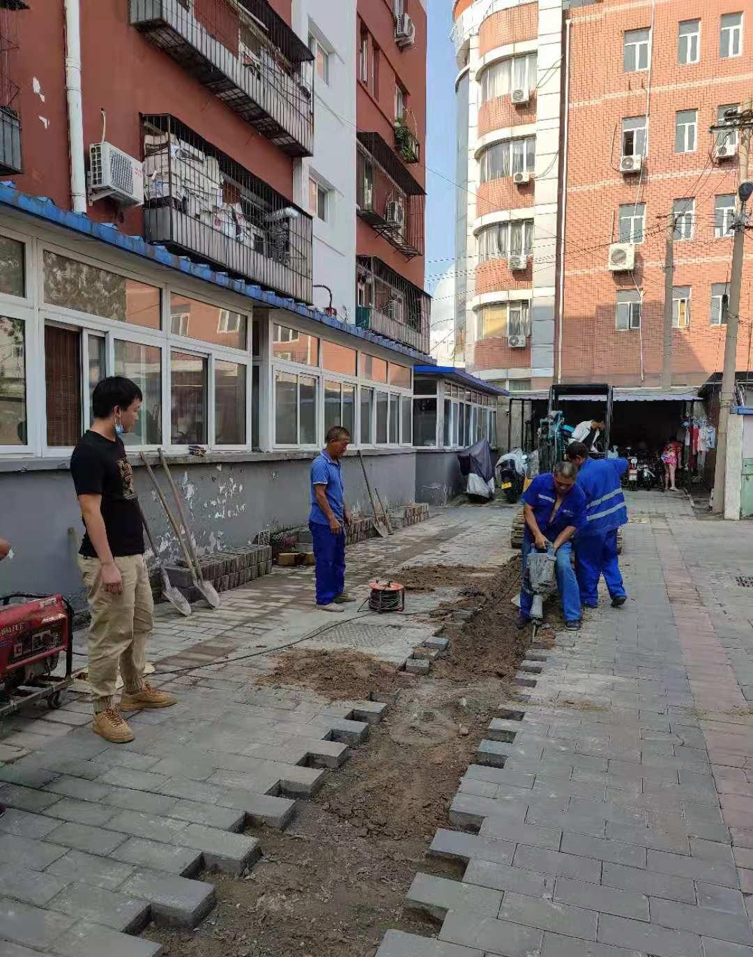 冬天热水器自己响怎么回事