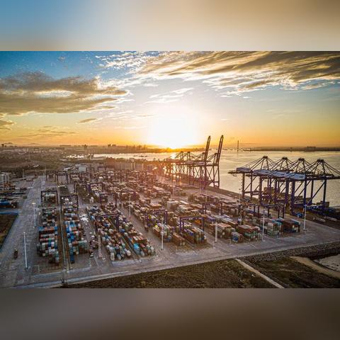 跨境电商产品的负面因素 的拓展长尾关键词是那些 