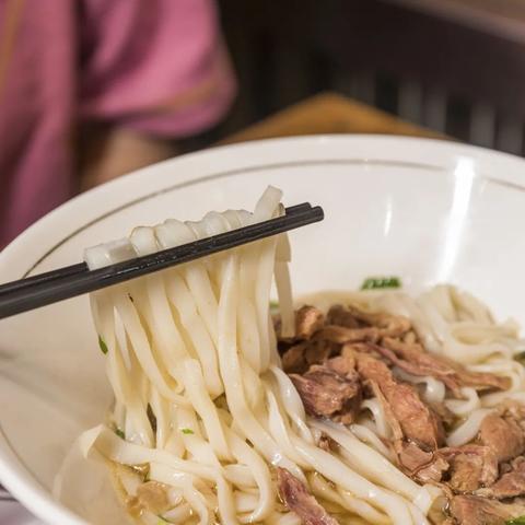 长沙八一桥原味米粉哪里下地铁？