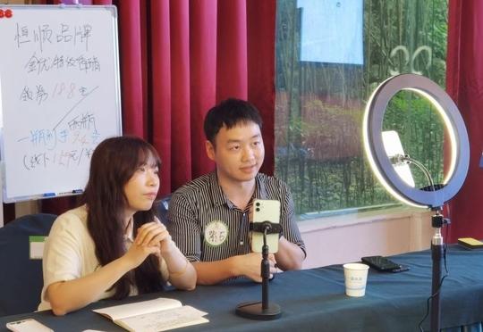 玩转直播，“触网”增收镇江农产品电商线下直播培训“干货满满”