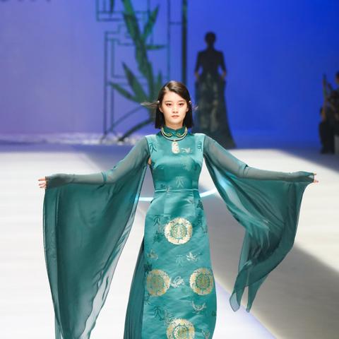 天津华服哪个店好点