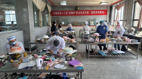 齐鲁残疾人工匠“蓝翔杯”职业技能竞赛在济南成功举办