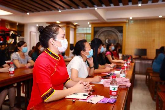 巾帼创业“充电”不间断，凤凰商学院创业培训持续输出