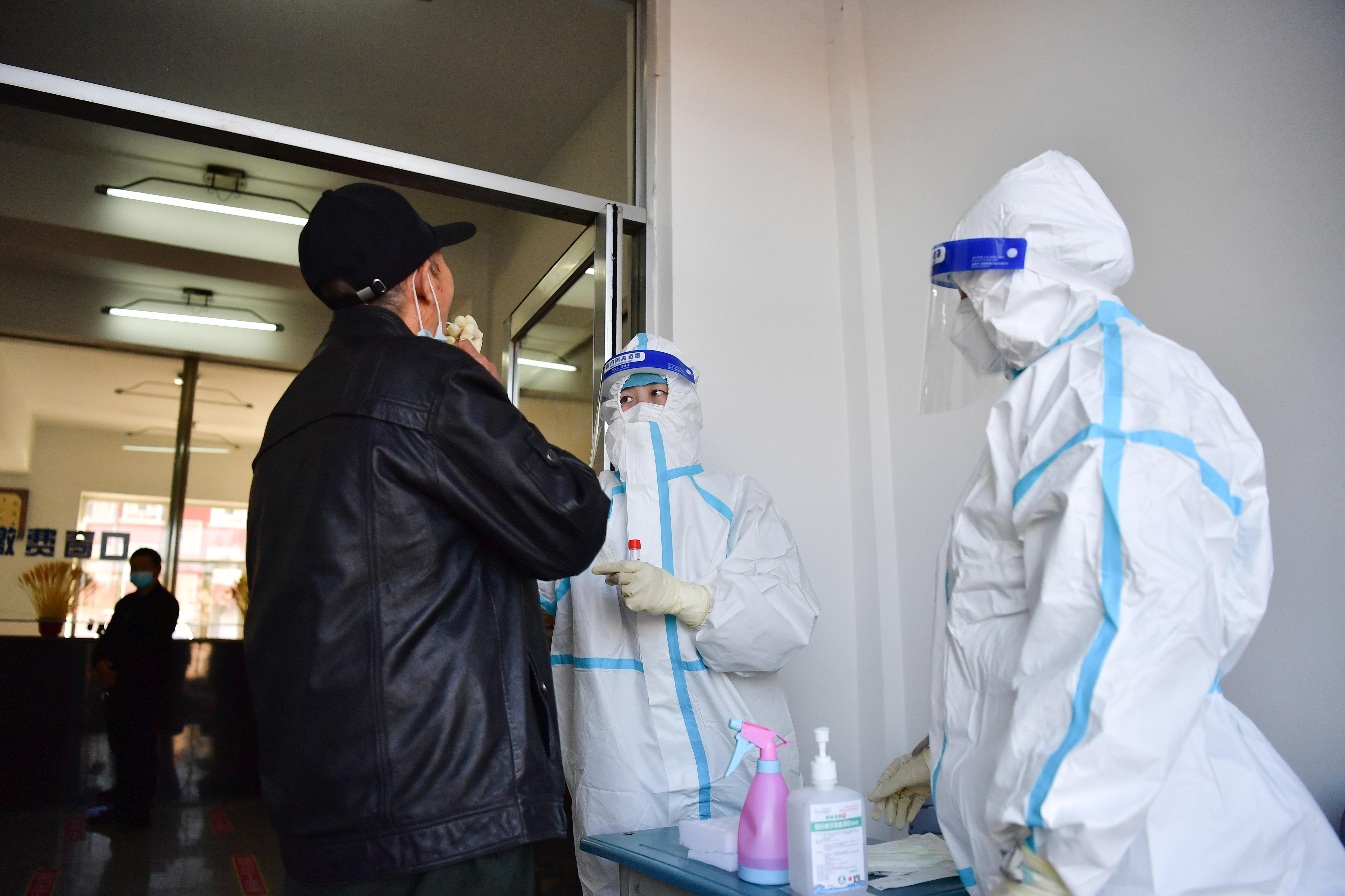 31省份新增本土确诊病例1例
/31省份新增本土确诊病例5例-图1 31省份新增本土确诊病例1例
/31省份新增本土确诊病例5例-图1