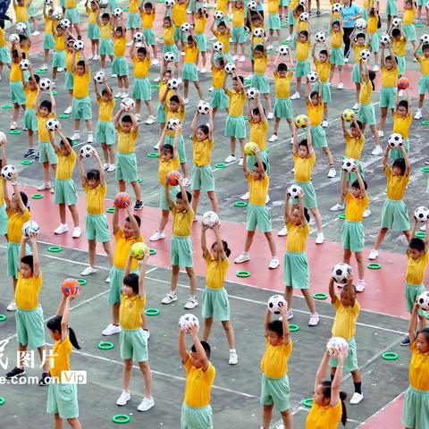 鹤山市中学足球比赛视频的长尾关键词有什么