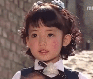 还记得《美妙人生》的小馨菲吗？现在也太美了吧