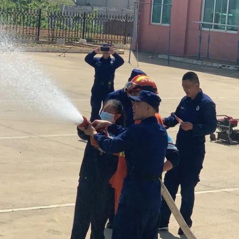 大连市普兰店在哪个区