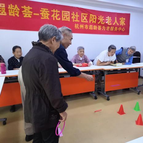 杭州蚕花园的相关长尾关键词有哪些