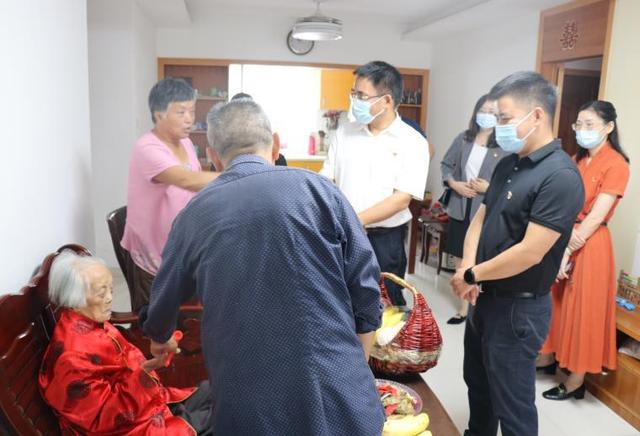 重阳节对老人的祝福语最短