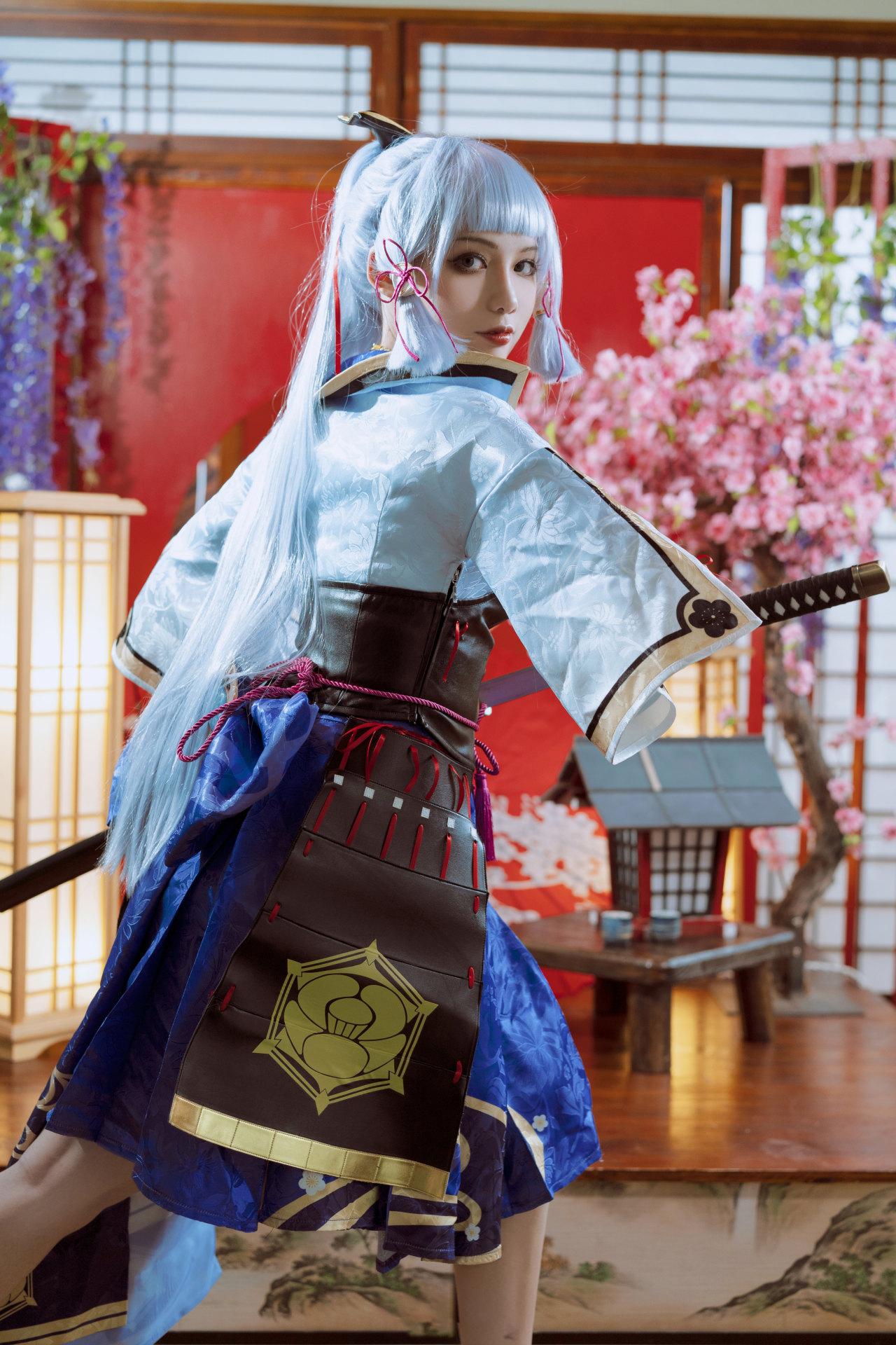 原神中的神里绫华怎么获得（原神神里绫华和甘雨抽哪个）