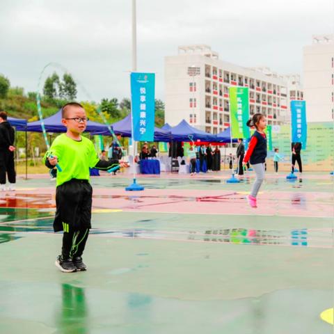 卓立小学南宁市怎么样