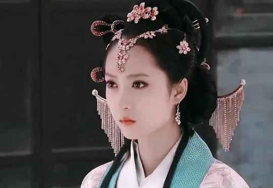 古装美女排行榜上的15位冷门美人，颜值造型个个让人眼前一亮