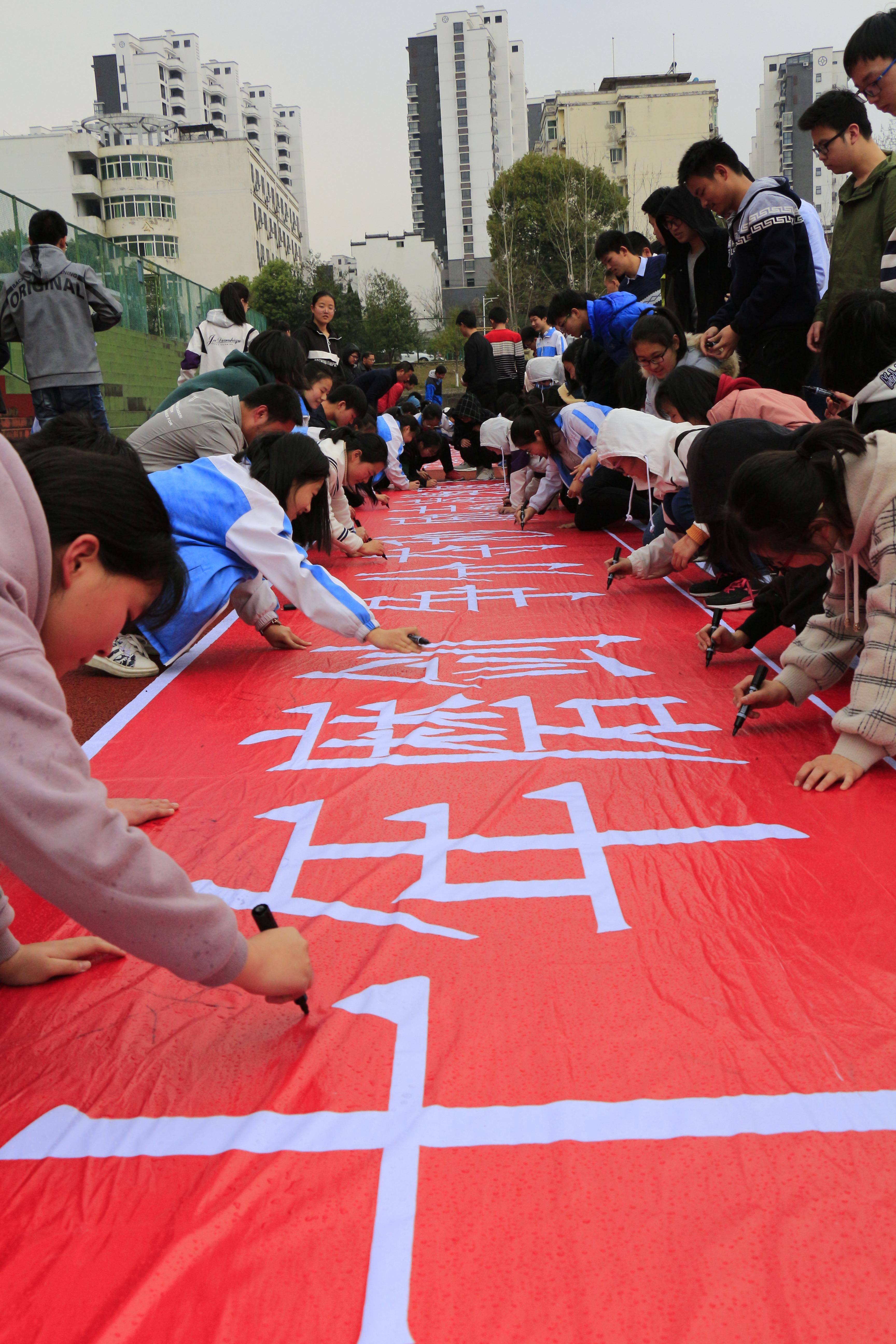 高考各大学录取分数线(一般春季高考本科录取分数线是多少)