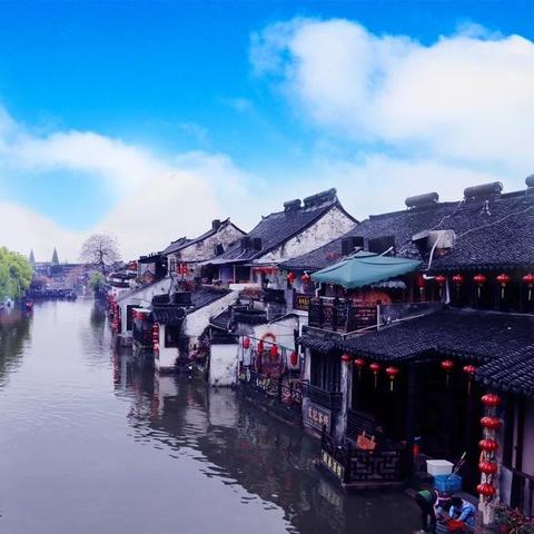 幸福小镇有几季？