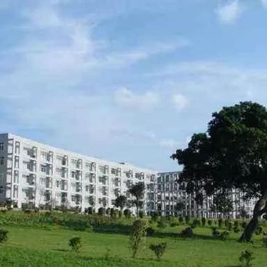 潍坊市一本线划到多少名