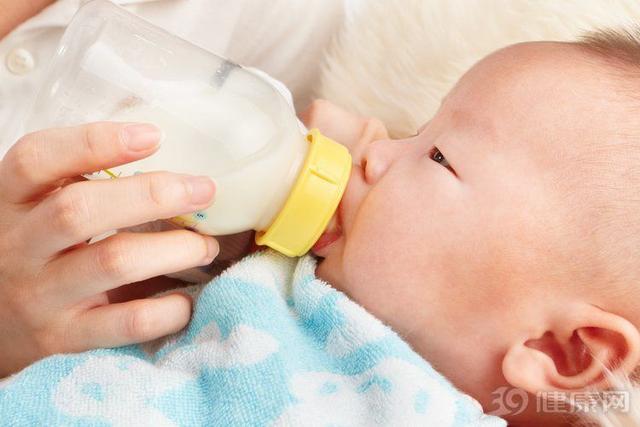 婴儿奶粉喂养方法