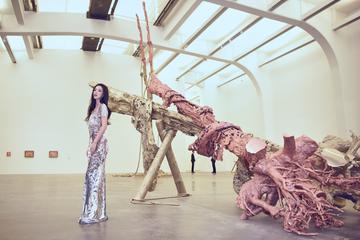  朱珠蝎子式跪姿