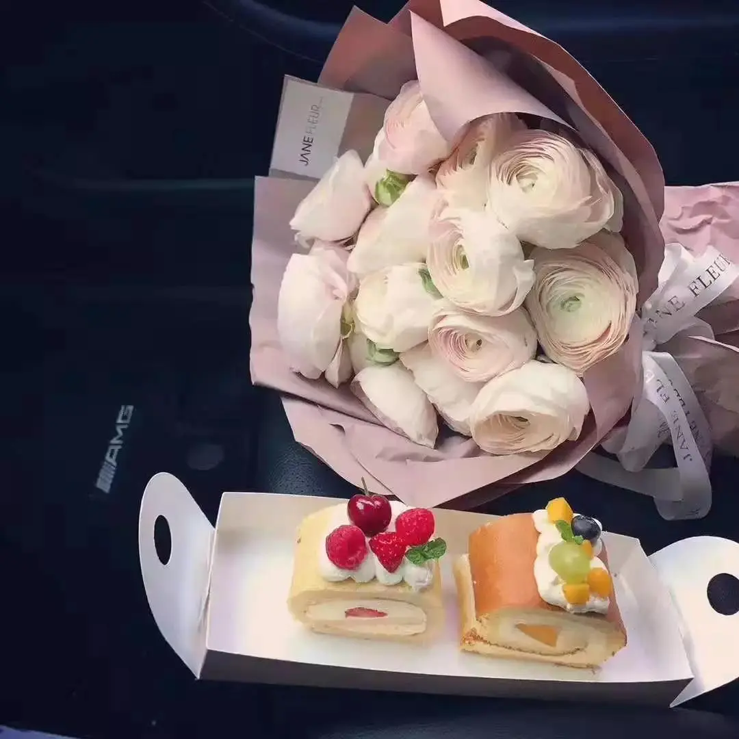 【情人节送花：丰富多彩的花材与花语】