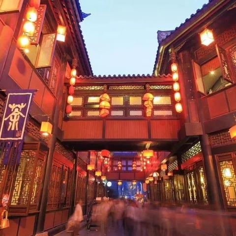 春熙路成都市井火锅连锁的长尾关键词有什么