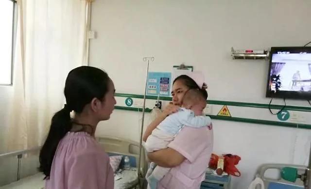 孩子打妈妈怎么办