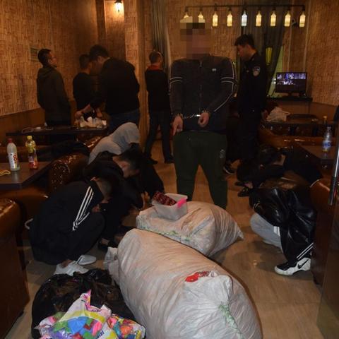 保定市星夜酒吧电话的长尾关键词有什么