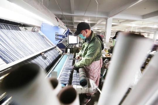 外贸人的"难生意":接单难收款难卖房撑住现金流