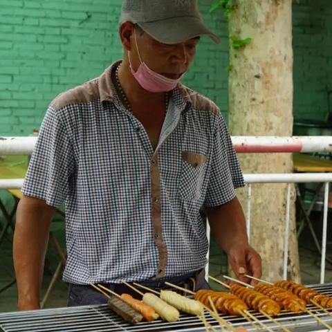 华龙路往东延伸要拓宽吗？