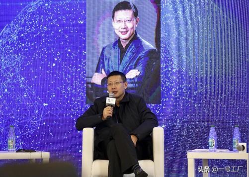 数学神童3年上市两家企业，花500亿投资300家公司，隐形中国首富
