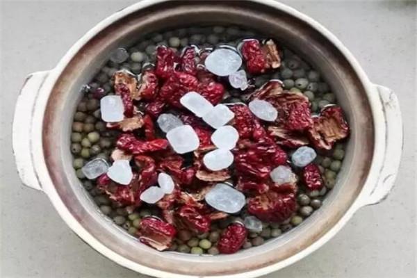 为什么兰州无美食（兰州古时特色美食）