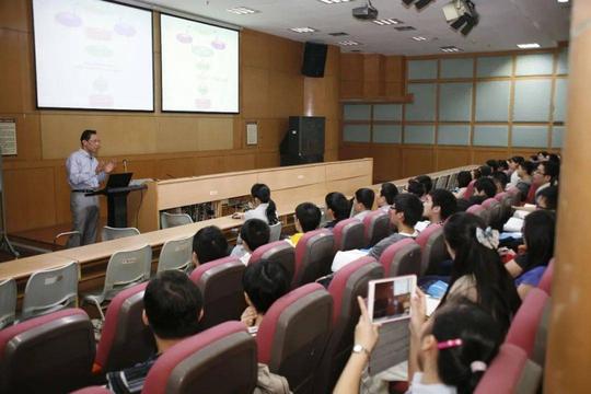 钟南山教师节演讲火了